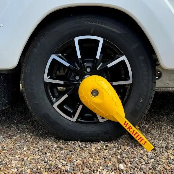 Botička na kolo Milenco Wraith 3 Must-Have