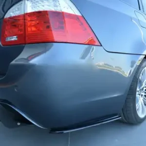 Přímo Od Výrobce Maxton Design Boční lišty zadního nárazníku BMW 5 E60/61 M-Paket - černý lesklý lak BM-5-61-MPACK-RSD1G