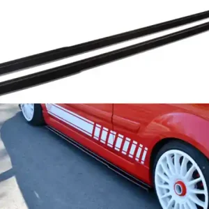 Zlevněný Maxton Design Prahové lišty Ford Fiesta ST Mk6 - černý lesklý lak FO-FI-6-ST-SD1G