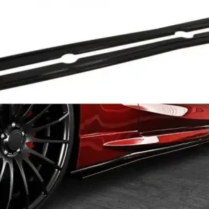 Vysoce Kvalitní Maxton Design Prahové lišty Ford Fiesta ST Mk7 - černý lesklý lak FO-FI-7/7F-ST-SD1G