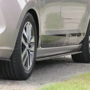 Pouze Dnes Maxton Design Prahové lišty Hyundai I30 Mk3 - černý lesklý lak HY-I30-3-SD1G