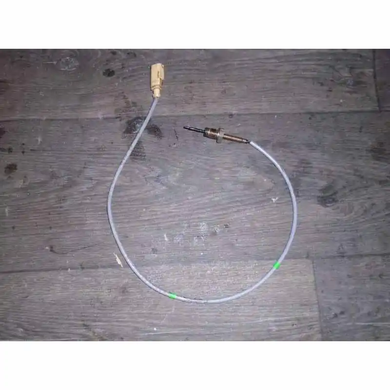 Značkový čidlo teploty spalin ŠKODA Superb III 3V0 2,0 TDi 140 KW04L906088EC