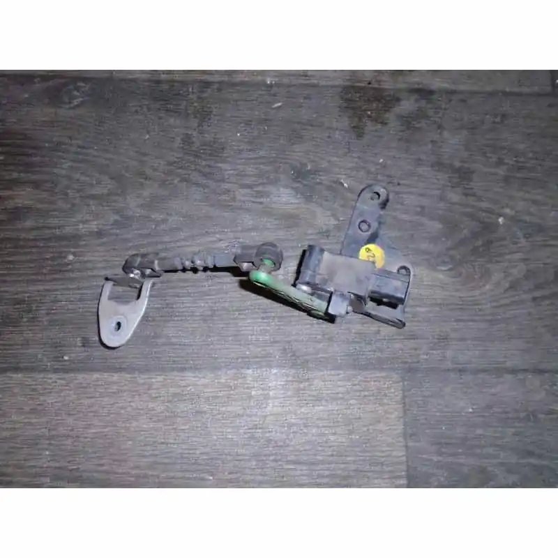 čidlo úrovně podvozku levé zadní ŠKODA Karoq 57A5Q09075035Q0512521H Originální