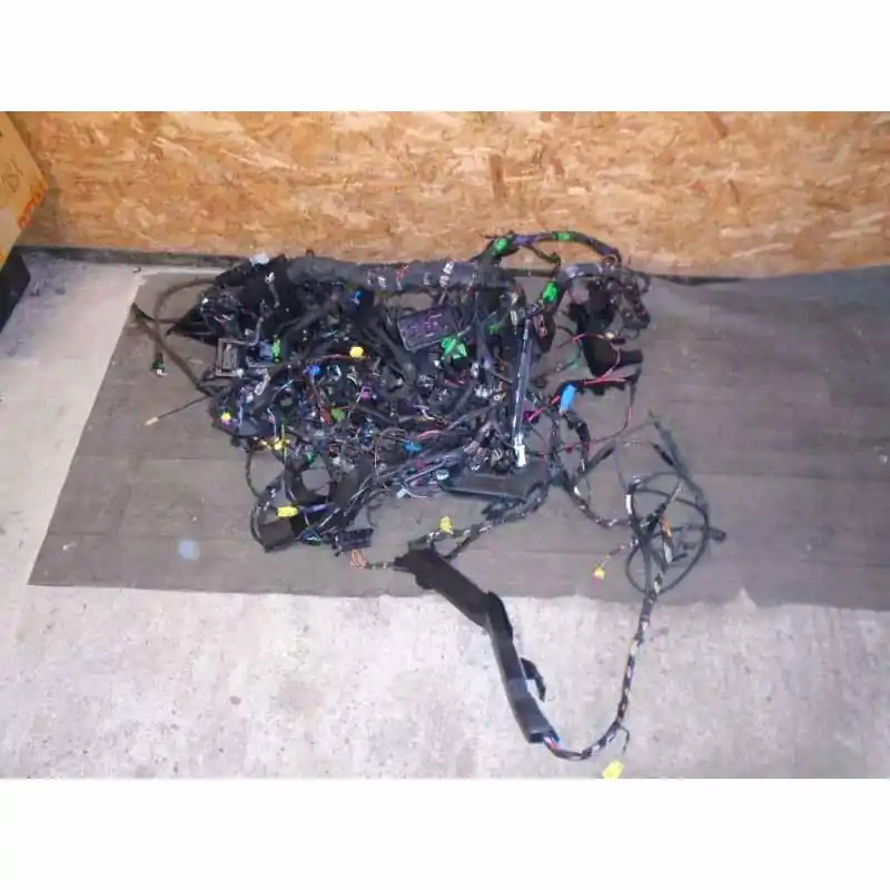 Značkový svazek elektroinstalace pro interiér VW Passat B6 3C0 2,0 TDi BMP 103 KW combi3C0971051D