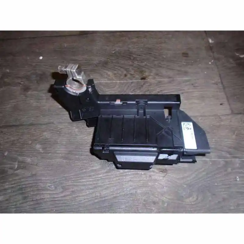 centrální zabezpečení pro baterii AUDI A4 8W0 2,0 TDi8W09154598W0915459E Originální