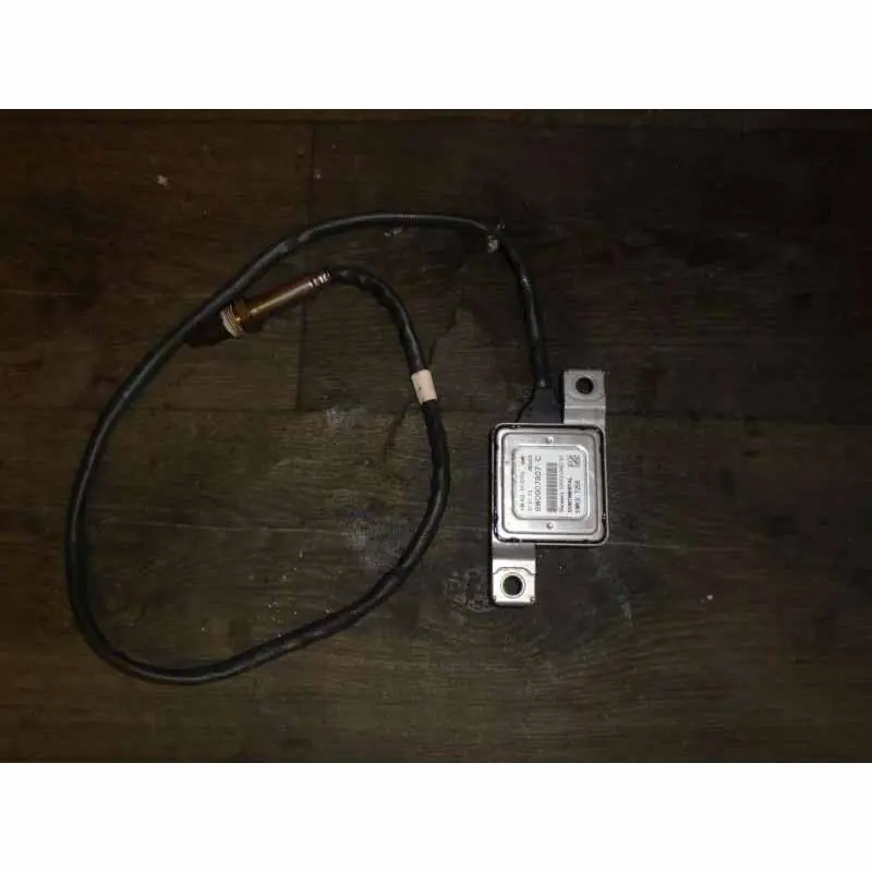 řídící jednotka s NOX čidlem AUDI A4 8W0 2,0 TDi DEU8W0907807C Bezpečná Platba