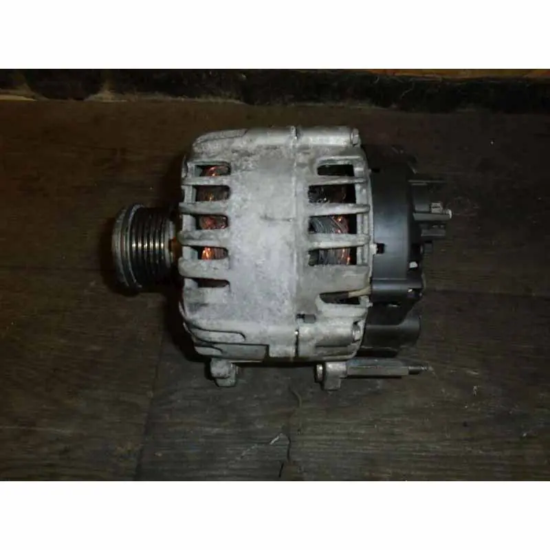 alternátor ŠKODA Superb III 3V0 2,0 TDi DFG04L903021D Výhodná Nabídka