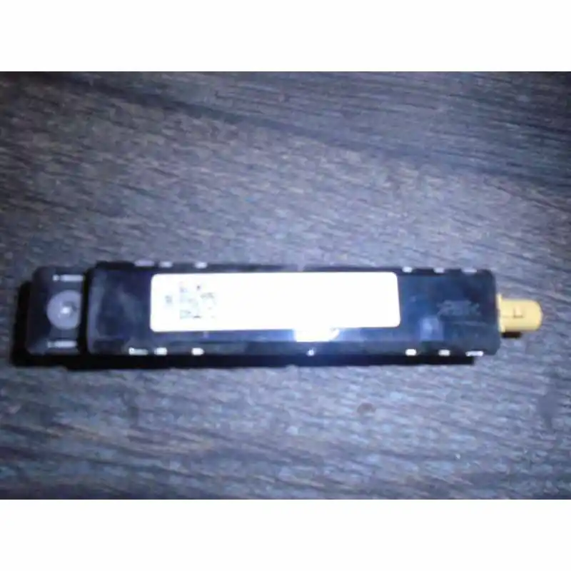 anténní zesilovač pro okenní sklo ŠKODA Octavia III 5E0 (lift)5E9035577 Speciální Cena