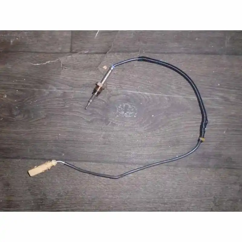 čidlo teploty spalin AUDI A4 8W0 3,0 TDi4M0906088AB Ihned K Objednání