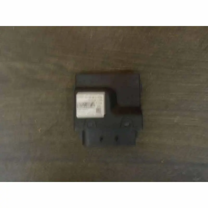 Tovární Cena řídící jednotka čerpadla nádrže AUDI A4 8W0 3,0 TDi4M0906093H4M0906093K4M0906093N