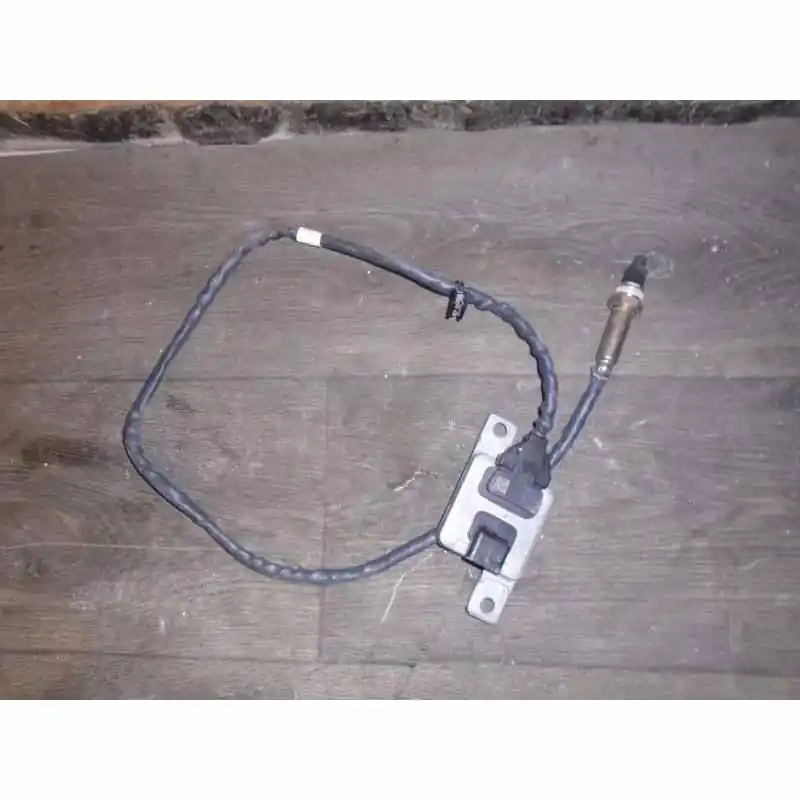 řídící jednotka s NOX čidlem AUDI A4 8W0 3,0 TDi8W0907807A Koupit Online