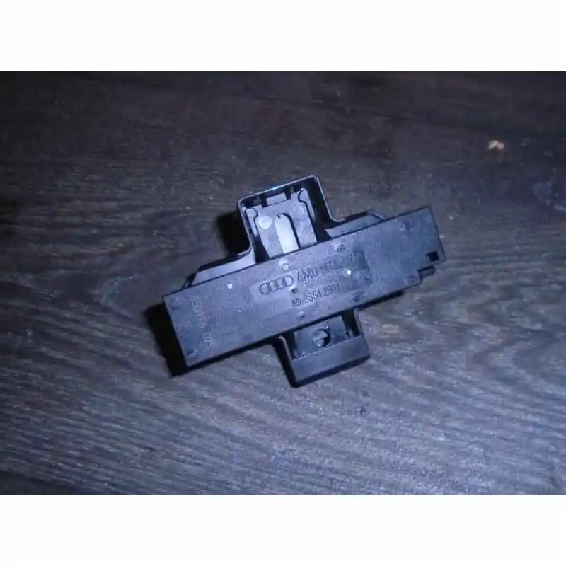 anténa KESSY AUDI Q7 4M04M0907247 Dokud Zásoby Vydrží