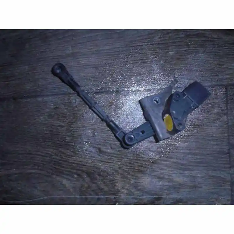 čidlo úrovně podvozku AUDI A4 8W0 3,0 TDI8W0941309B4M0907503 Finální Výprodej