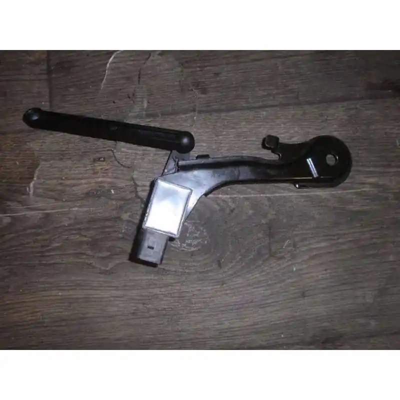 snímač výšky hladiny AUDI Q5 80A 3,0 TDI80A907504 Akční Nabídka