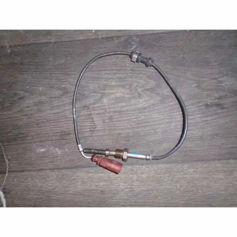 čidlo teploty spalin VAG03G906088B Ihned K Objednání