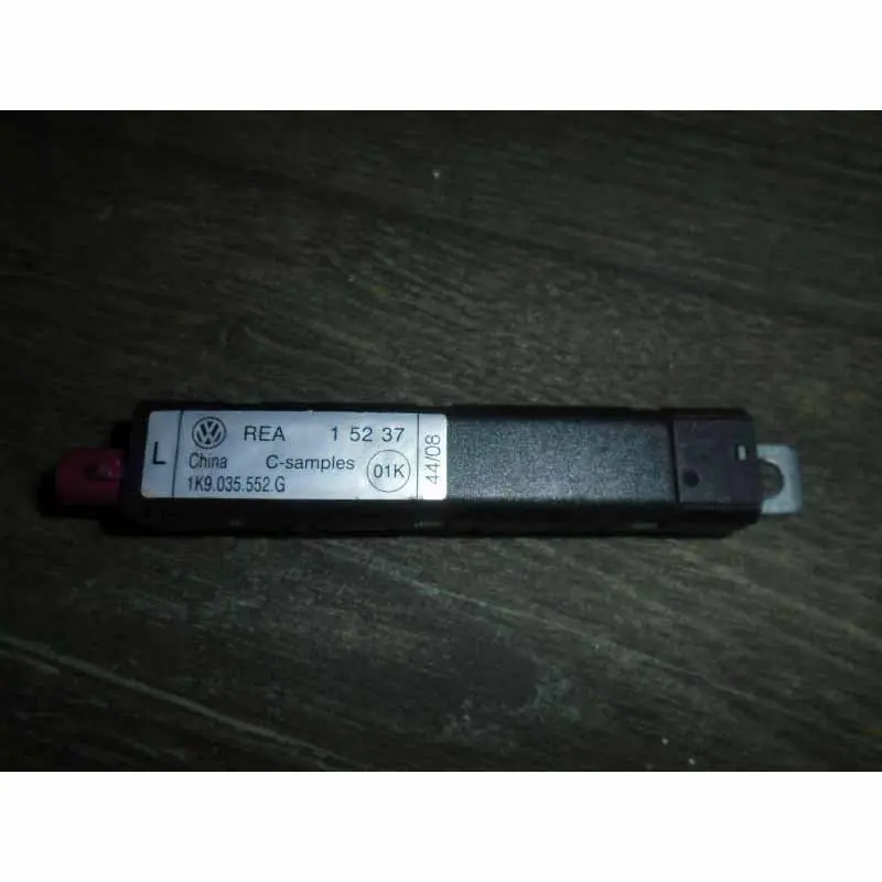 anténní zesilovač VW Golf VI 5K0 combi 2010-20141K9035552G Jen Po Omezenou Doba