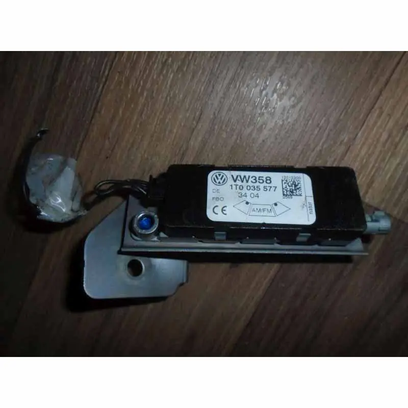 anténní zesilovač VW Touran 1T0 2003-061T00355771T0035577H Akční Nabídka