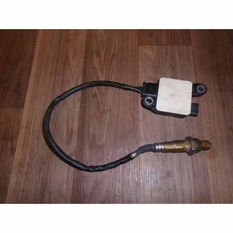 čidlo částic pro výfukový systém AUDI A4 8W03,0 TDi 160 KW4G0906261B Expresní Doručení