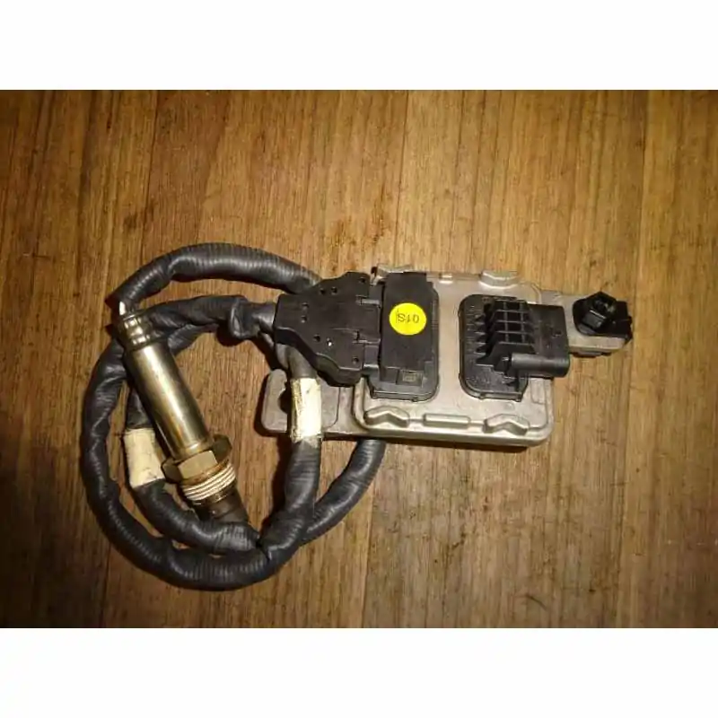 řídící jednotka s NOX čidlem AUDI A4 8W0 3,0 TDi 210 KW8W0907807E Zlevněný