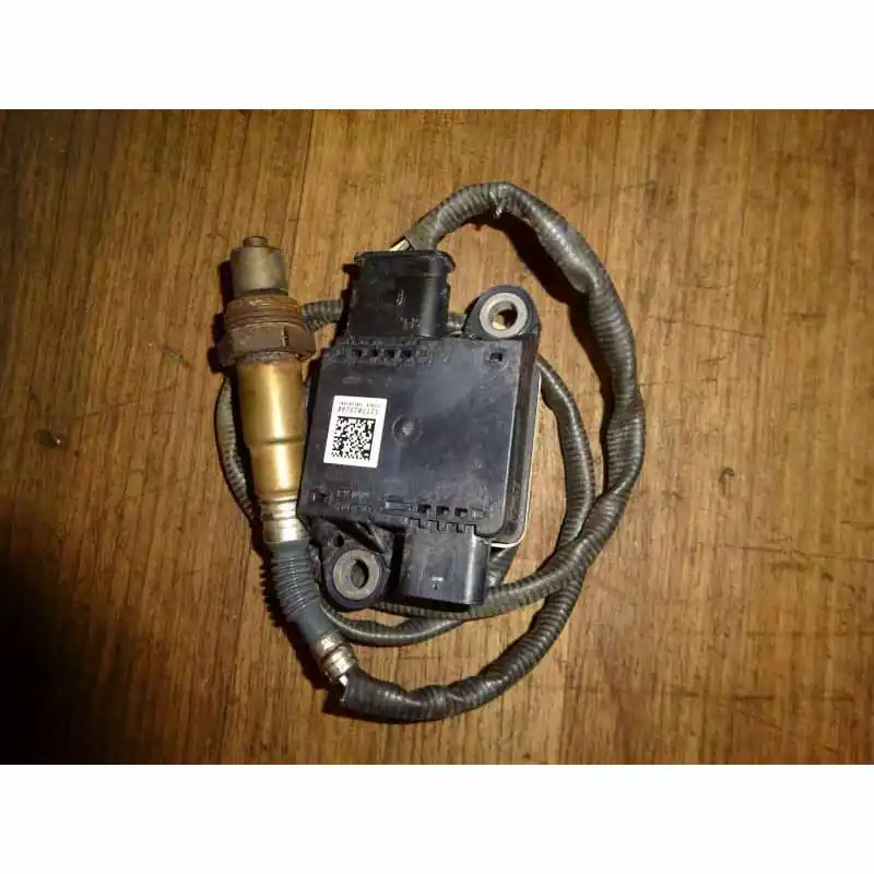 čidlo částic pro výfukový systém VW Touareg III 760 4,0 TDi DMV 310 KW4M0906261F Nejprodávanější