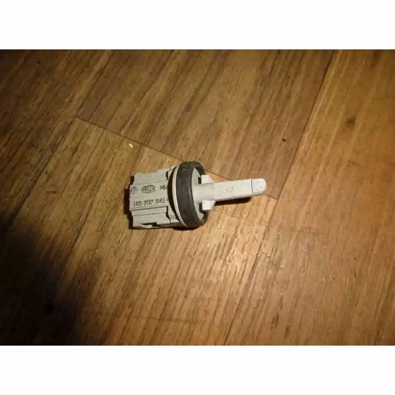 snímač teploty pro topení VAG1K0907543G Objednat Nyní