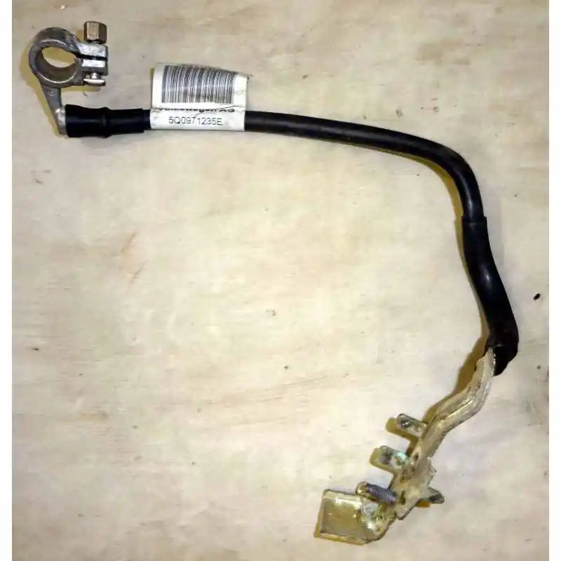 Cenová Bomba zemnící vodič ŠKODA Kodiaq 565 2,0 TFSi5Q0971235E