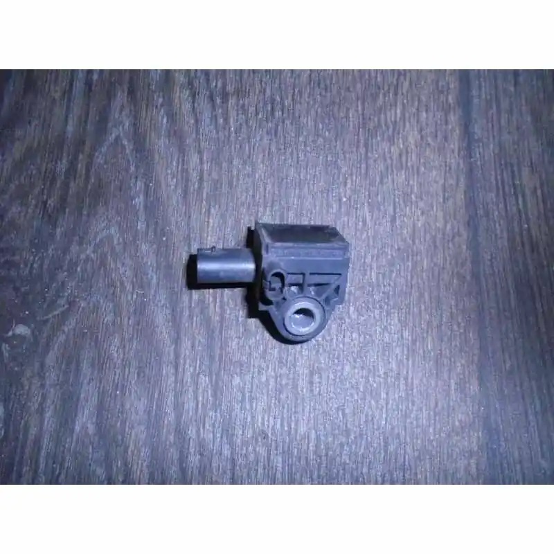 Výprodej čidlo airbagu nárazový senzor VAG5Q0907651