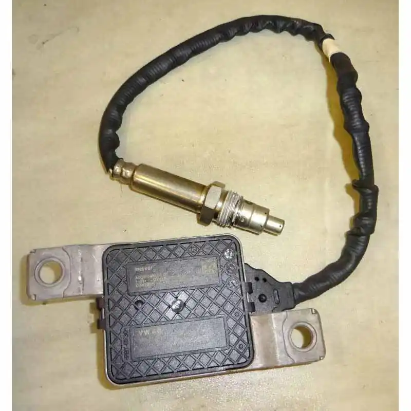 Zlevněný řídící jednotka s NOX čidlem AUDI A8 4N0 4,0 TDi 320 KW4N0907807B