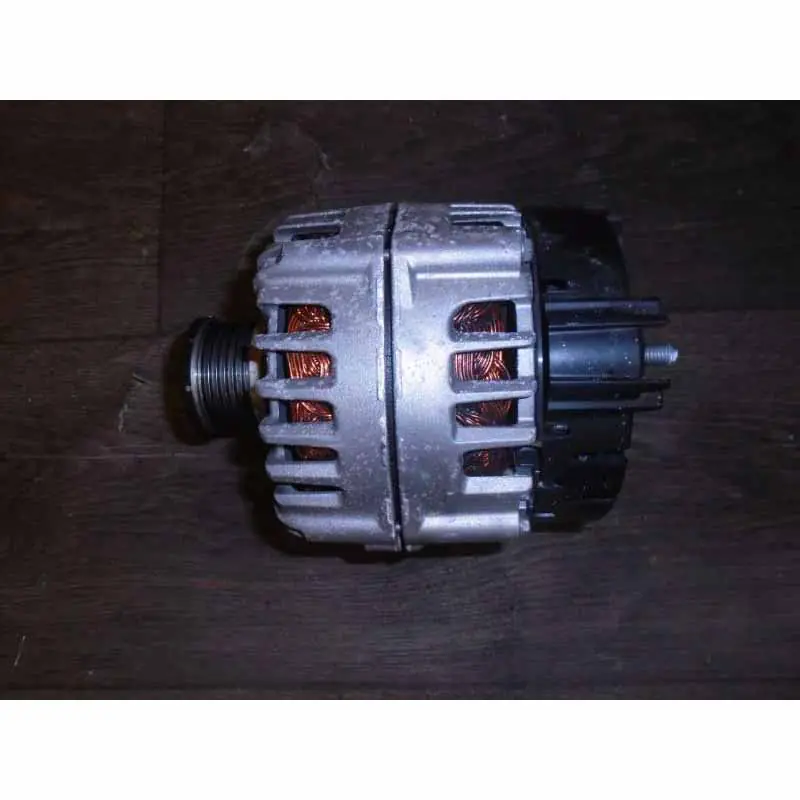 alternátor AUDI Q5 80A 2,0 TDI04L903027A Cenový Hit