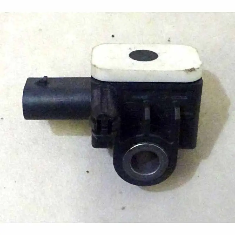 čidlo airbagu - nárazový senzor VAG2H0959351 Aktuální