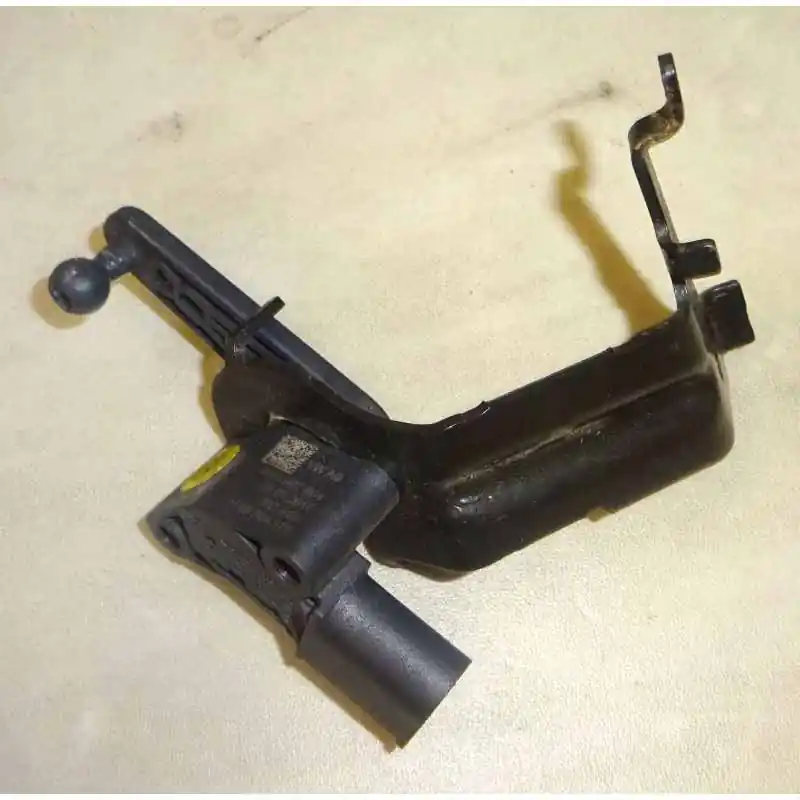 Super Cena čidlo úrovně podvozku pravé zadní AUDI A8 4N04N0941310D4M0907504