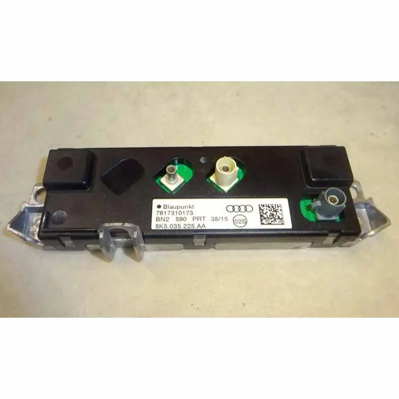 Víkendová Akce anténní zesilovač AUDI A4 8K0 (lift)8K5035225AA