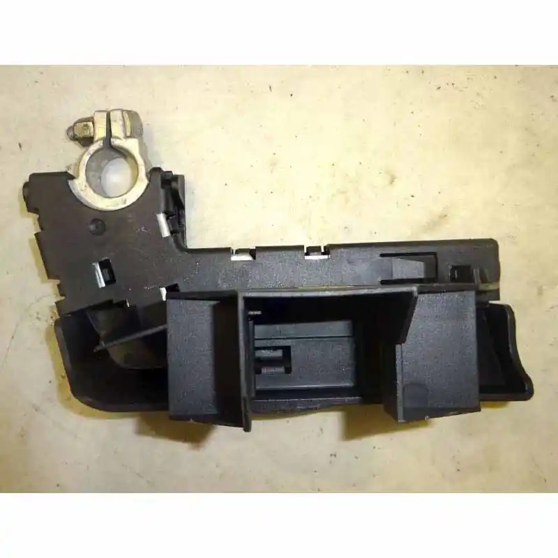 centrální zabezpečení pro baterii AUDI TT 8S0 2,5 TFSi8S0915459A Horká Nabídka