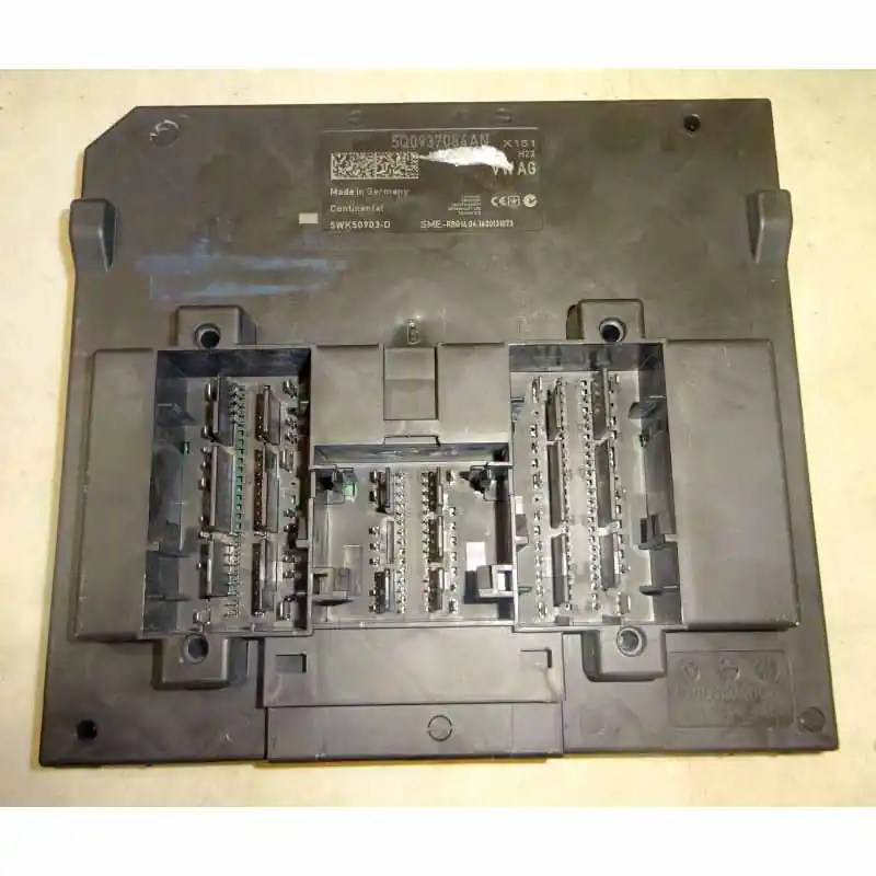 řídící jednotka palubní sítě AUDI TT 8S05Q0937084AN Aktuální