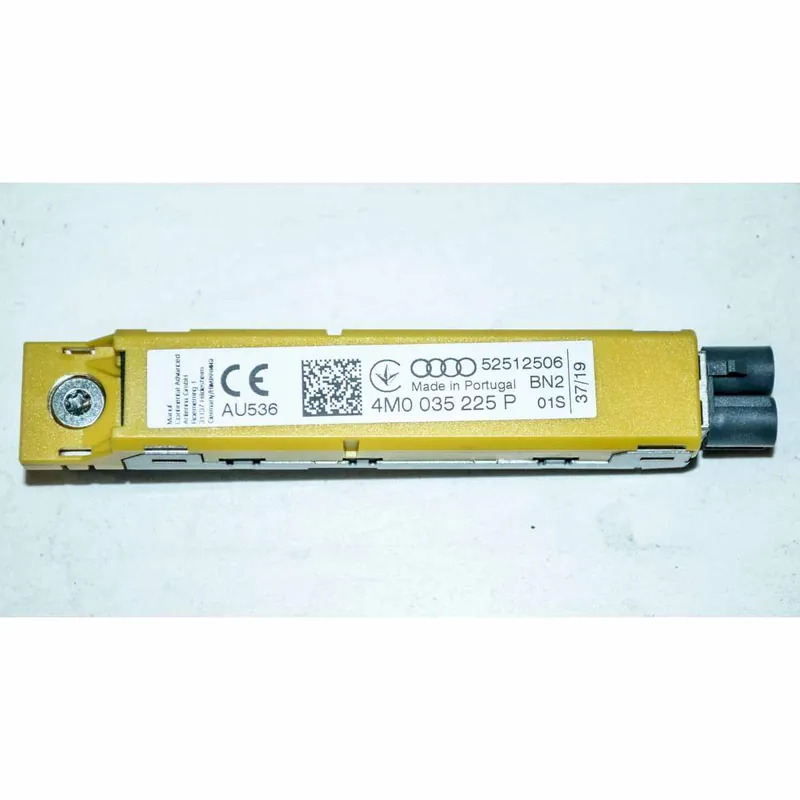 Aktuální anténní zesilovač AUDI Q7 4M0 lift4M0035225P