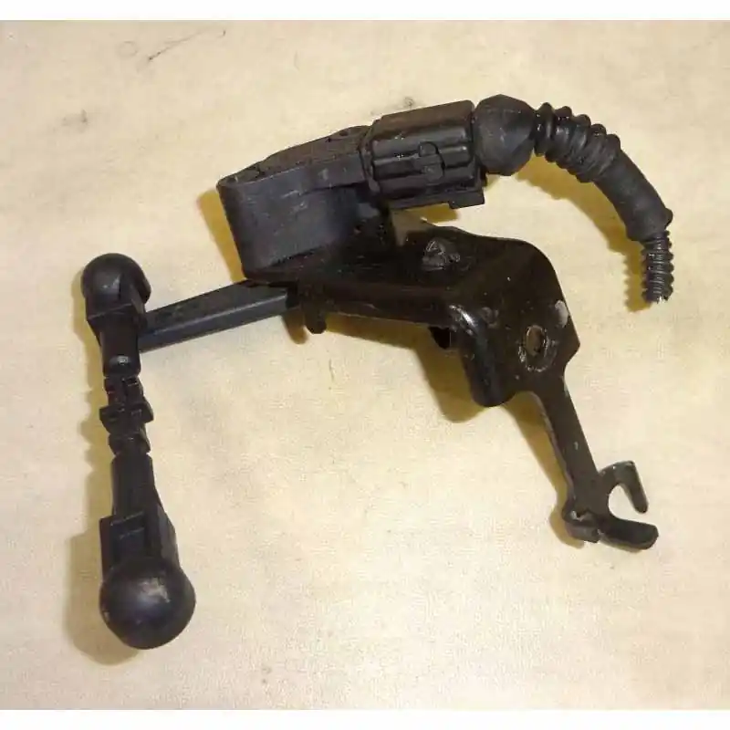 Zlevněný čidlo úrovně podvozku pravé přední AUDI A8 4N04N0941286B4M0907504A