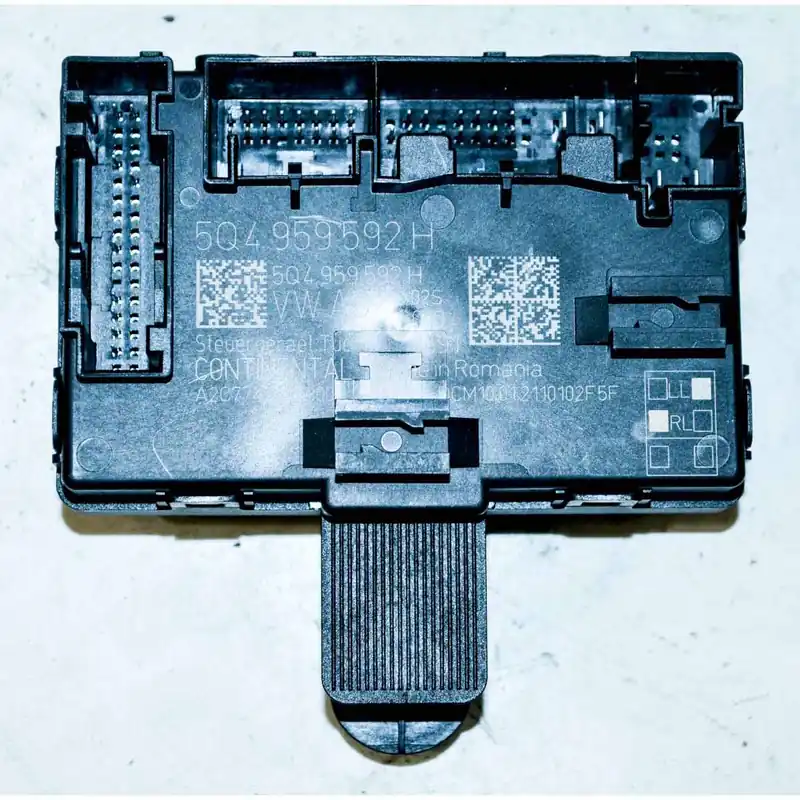Expresní Doručení řídící jednotka dveří přední pravá ŠKODA Octavia IV 5E35Q4959592H