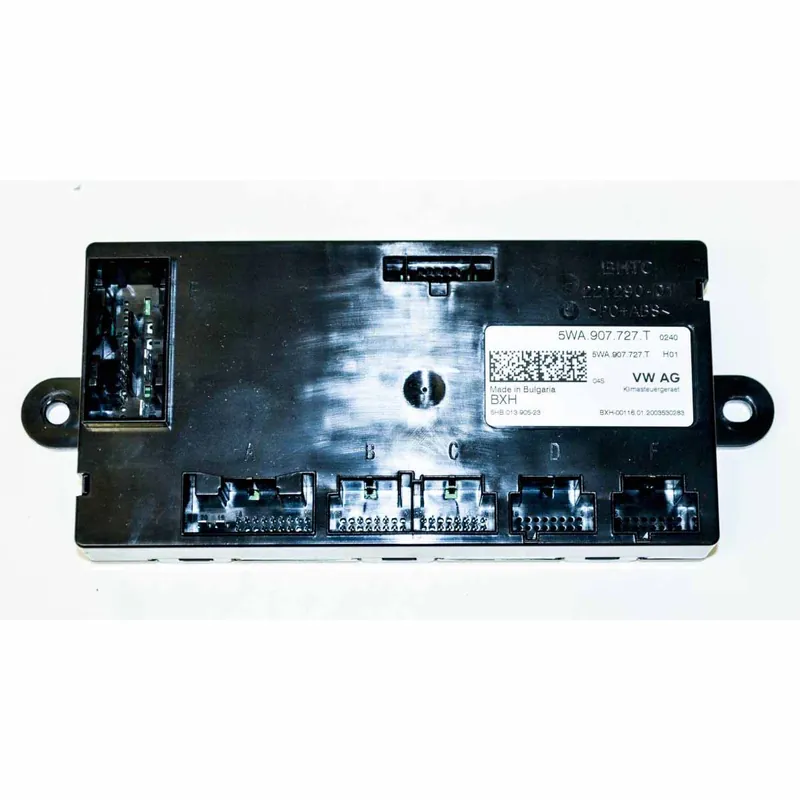 Objednat Nyní řídící jednotka klimatizace ŠKODA Octavia IV 5E35WA907727T