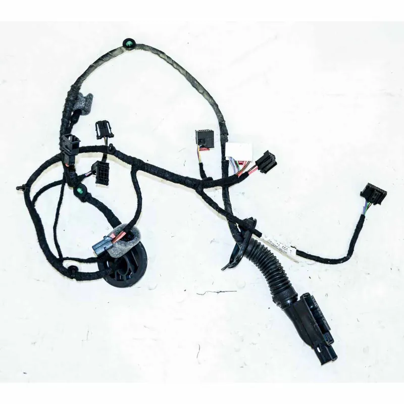 Značkový svazek elektroinstalace pravých zadních dveří ŠKODA Octavia IV 5E35E3971694T