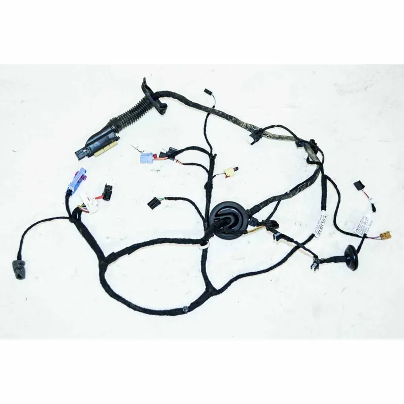 svazek elektroinstalace pravých předních dveří ŠKODA Octavia IV 5E35E4971121N Akční Cena