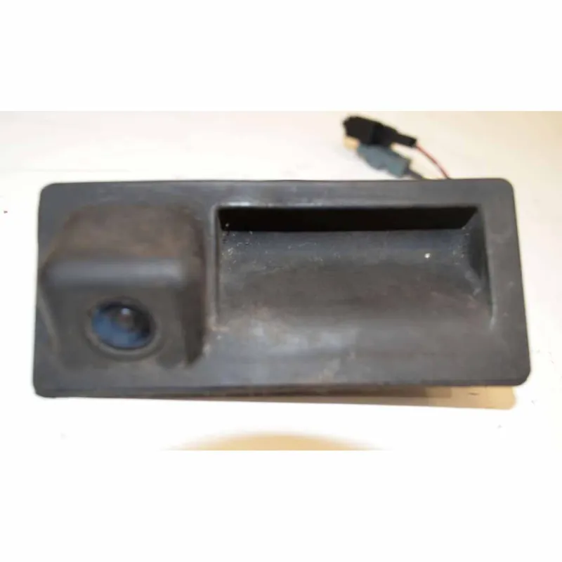 kamera do zadních pátých dveří + mikrospínač VAG5N0827566 Sezónní Sleva