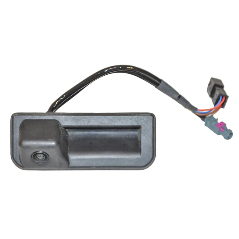 klika zadních pátých dveří - tlakový spínač + kamera AUDI Q2 81A GA81A82756681A827566A Ověřený