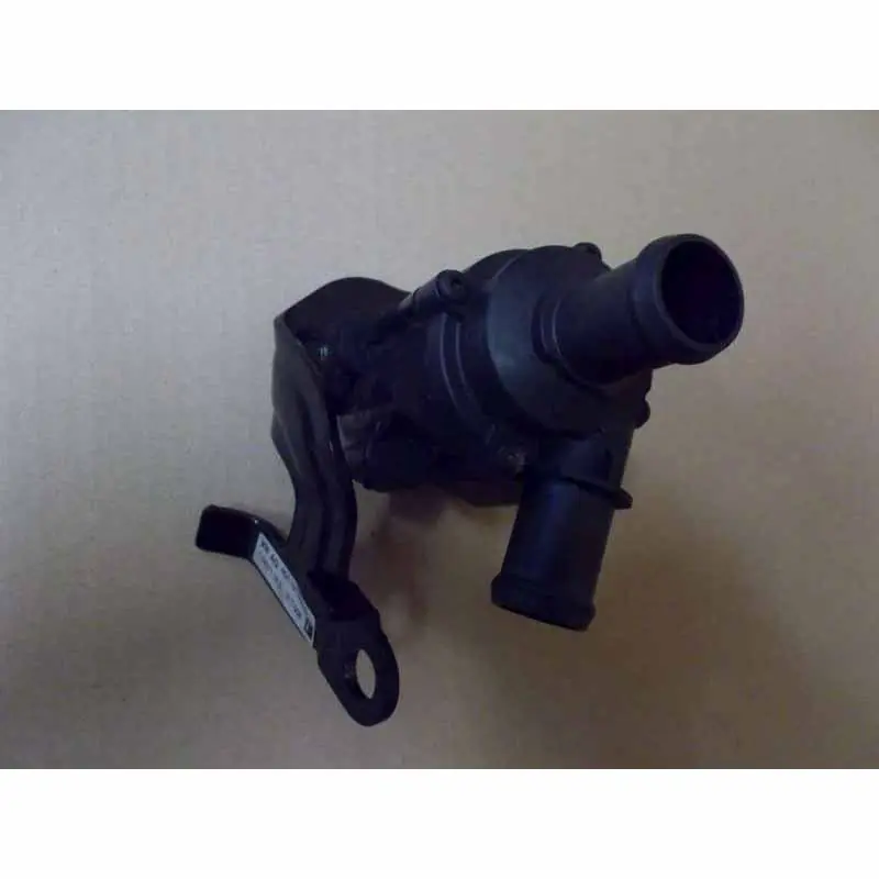 vodní čerpadlo přídavné ŠKODA Octavia III 5E0 2,0 TDI CUN5Q0121599Q5Q0965561B Ověřený