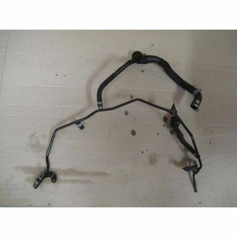 hadice + trubka vodní SEAT Leon 5F0 2,0 TFSI5Q0122157AK06K121075P Cenově Výhodný