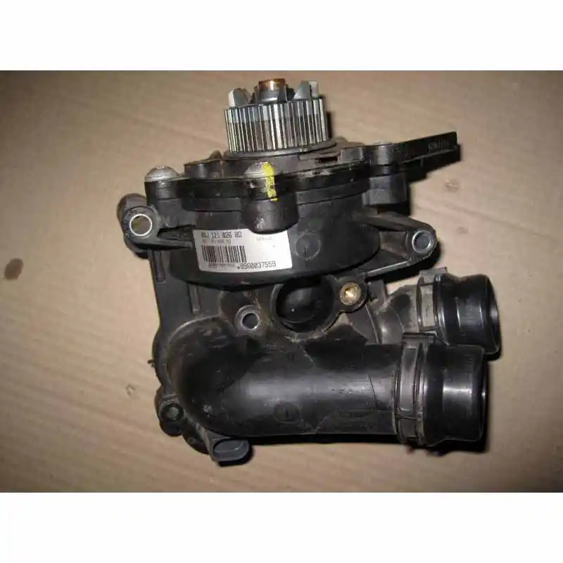 čerpadlo vodní VW Passat CC 3C8 lift 2,0 TFSI06J121026BD Rychlé Dodání