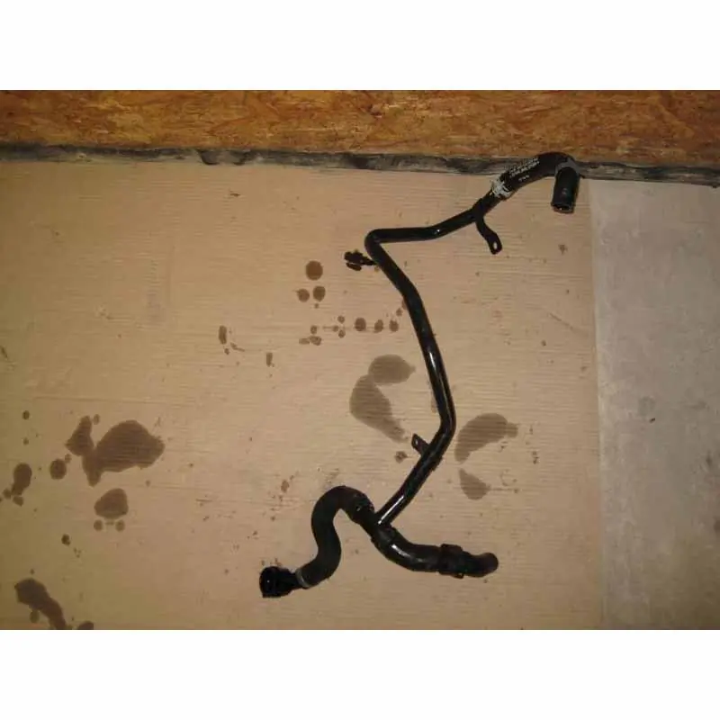 trubka + hadice vodní VW Passat CC lift 3C8 2,0 TDI5Q0122073AE Nejprodávanější