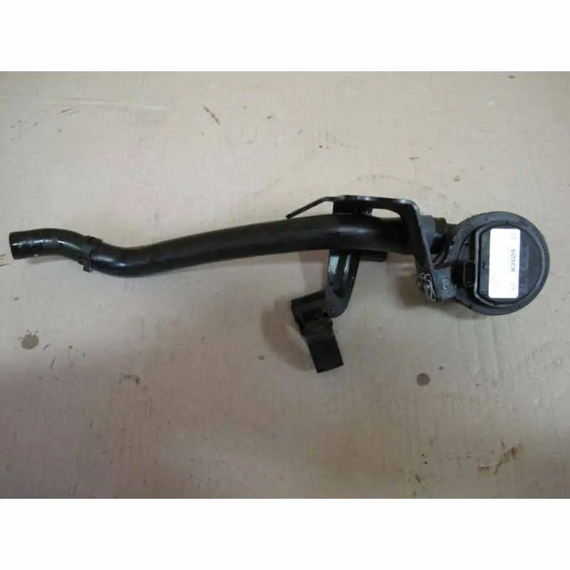 čerpadlo vodní oběhové VW Passat B8 3G0 2,0 TDI5Q0121599AL Expresní Doručení