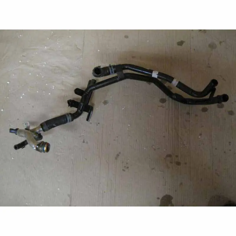 Autentický trubka + hadice vodní VW Touareg 7P0 4,2 TDI7P6121070BD7L8121157