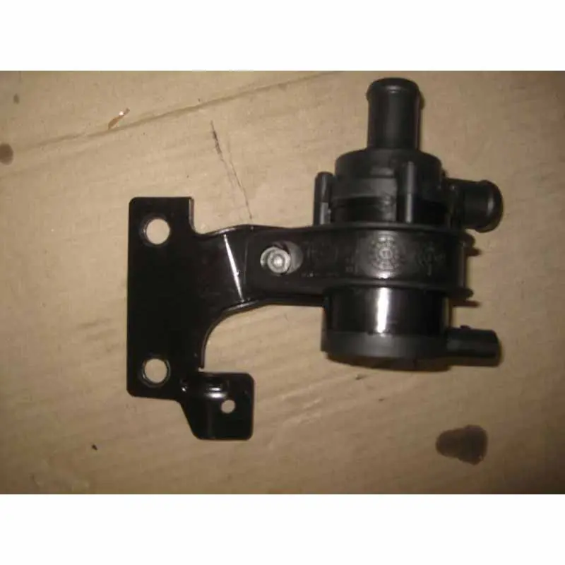 čerpadlo vodní VW Scirocco 1K8 2,0 TFSi CDL1K0965561G Poslední Šance