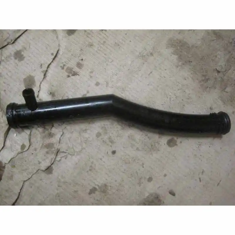 trubka vodní 1,4 TSI CAX VW ŠKODA AUDI SEAT03C121065B Must-Have